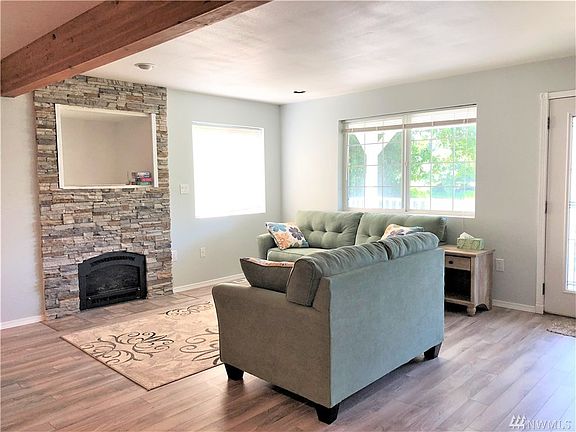 5th image of 103 Duck Lake Dr NE