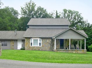 799 Haynes Rd, Dandridge, TN 37725