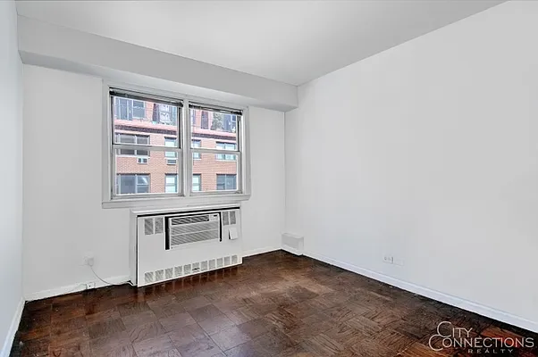 Rented by City Connections Realty | media 14