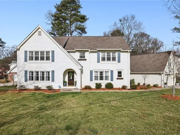 6785 Hunters Trace Cir, Atlanta, GA 30338