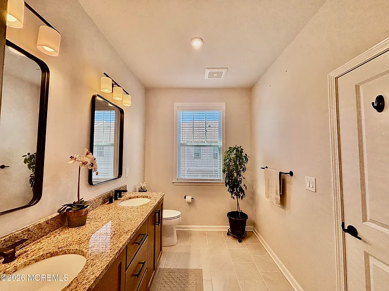 12 Coburgh Dr — Photo 18