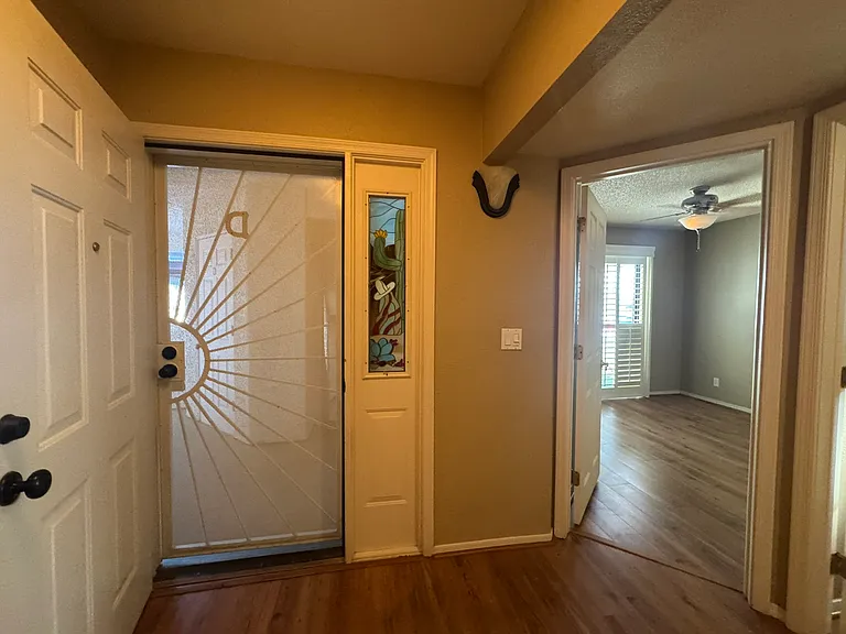 2022 Merrill Ln #6D — Photo 12