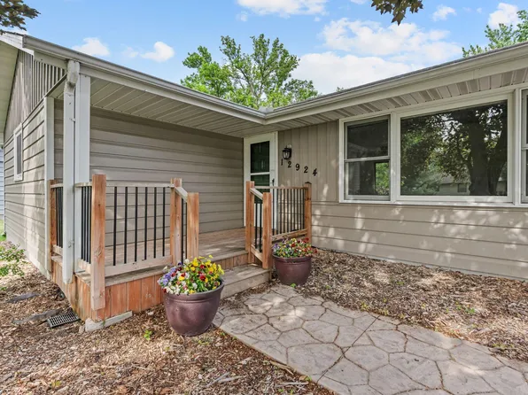 12924 Revere Ln N, Champlin, MN 55316