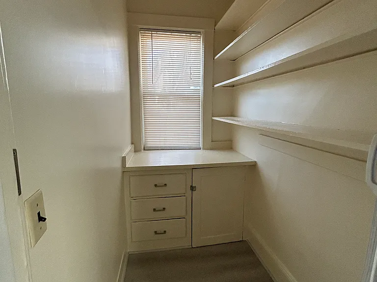 19 Oakland St #17 — Photo 20