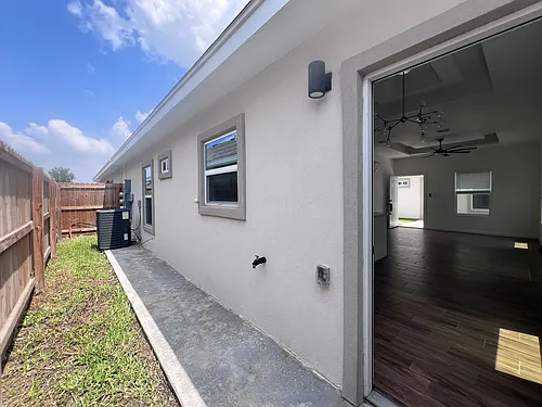 1000 N Woodson Ave #2 Photo 1