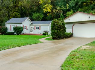554 Kaufmann Ave, Dubuque, IA 52001