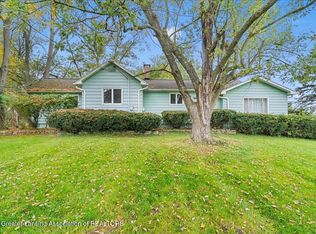 421 Creyts Rd, Dimondale, MI 48821