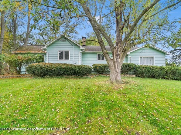 421 Creyts Rd, Dimondale, MI 48821
