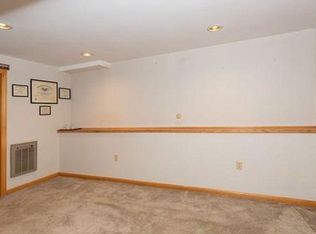 35 Joanne Rd, Stoughton, MA 02072