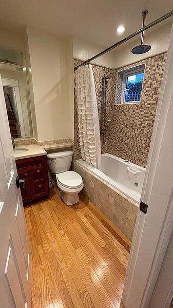 Vancouver Townhouse for rent - 2 Bedrooms — photo 9