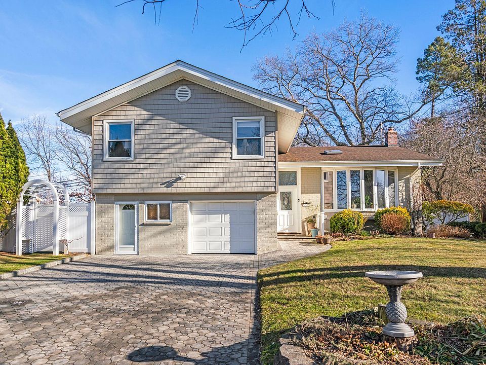 1st image of 218 Birchwood Park Drive