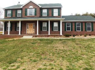7133 Juliette Low Ln, Hughesville, MD 20637
