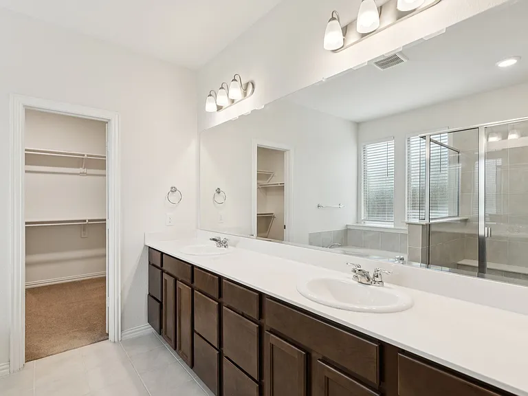 3913 Forged Way — Photo 30