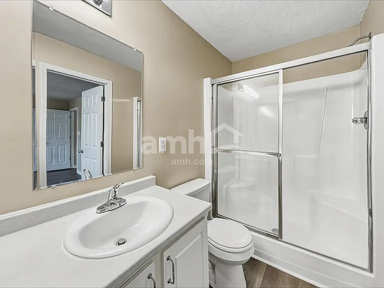 7317 Wellwood Dr — Photo 11