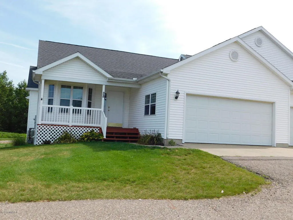 28 Meadowridge Dr #30 photo 1