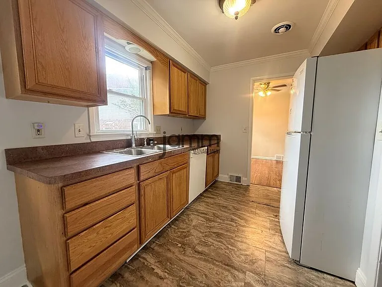 24113 E Silsby Rd — Photo 7