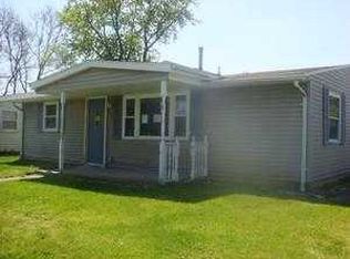 825 W Borley Ave, Mishawaka, IN 46545