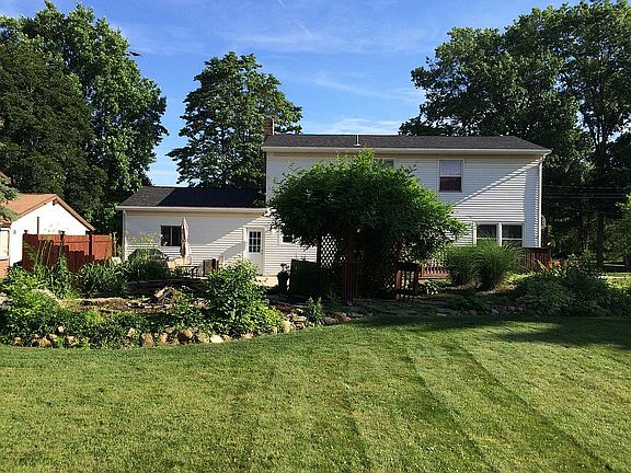 2nd image of 817 Green Forest Dr