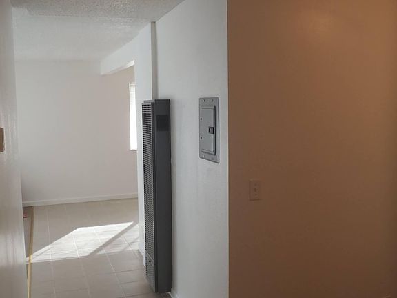 4th image of 4029 Will Rogers Dr APT 14