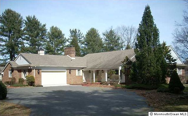 1st image of 15 Yard Ave