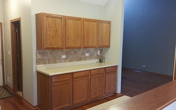 4th image of 235 Courtland Dr Unit E
