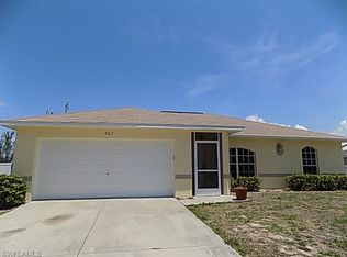 307 SW 21st Ter, Cape Coral, FL 33991