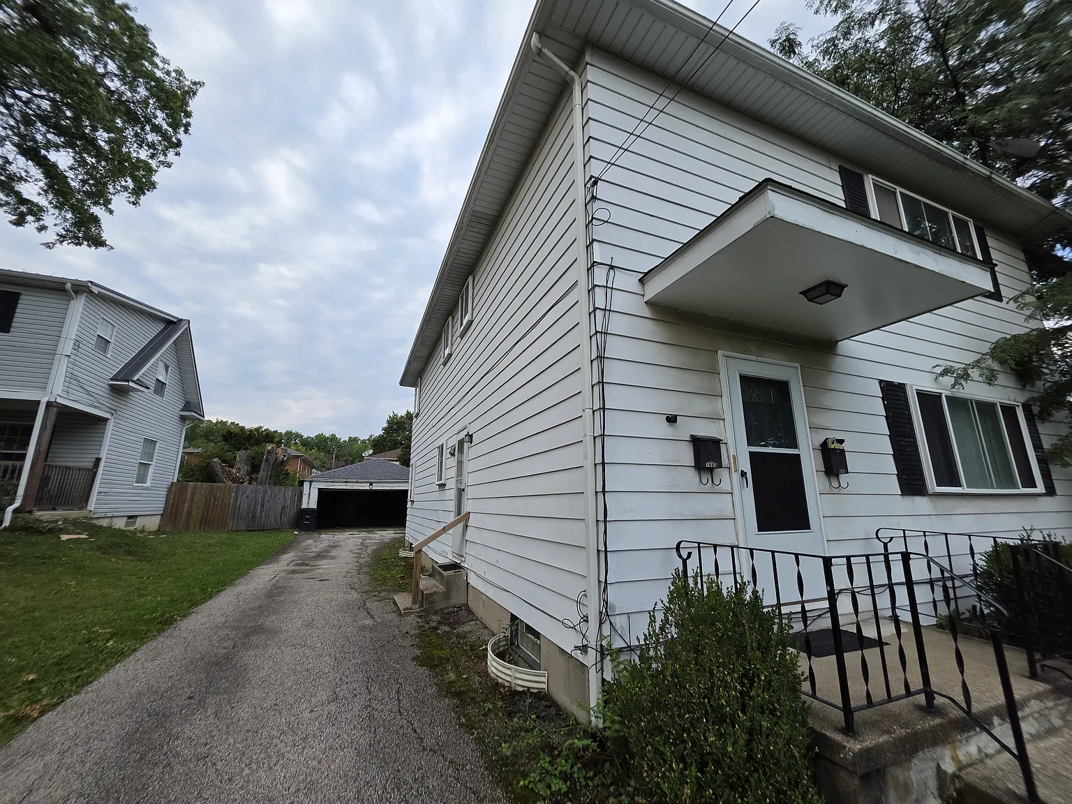 2 bed, 1092 sqft, $1,000 — Photo 2