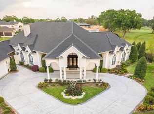 2803 Country Club Dr, Pearland, TX 77581