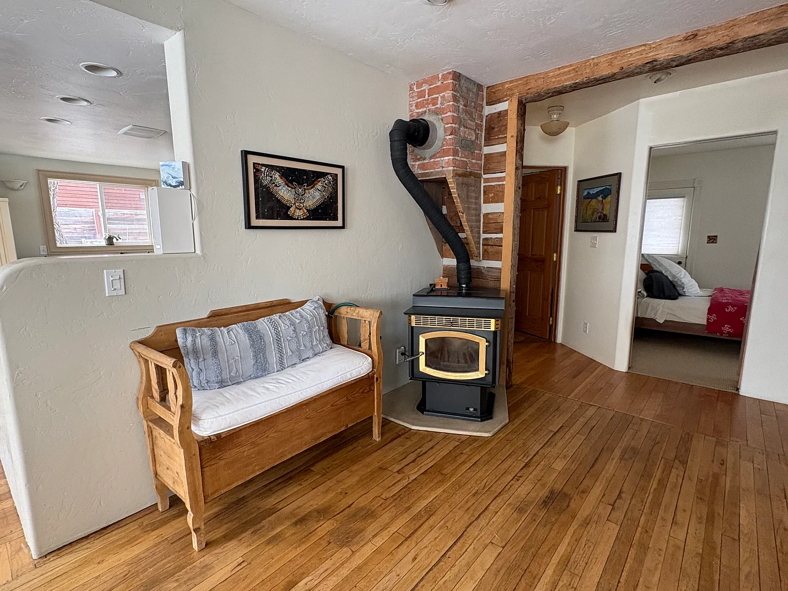 3 bed, 1832 sqft, $5,350 — Photo 4