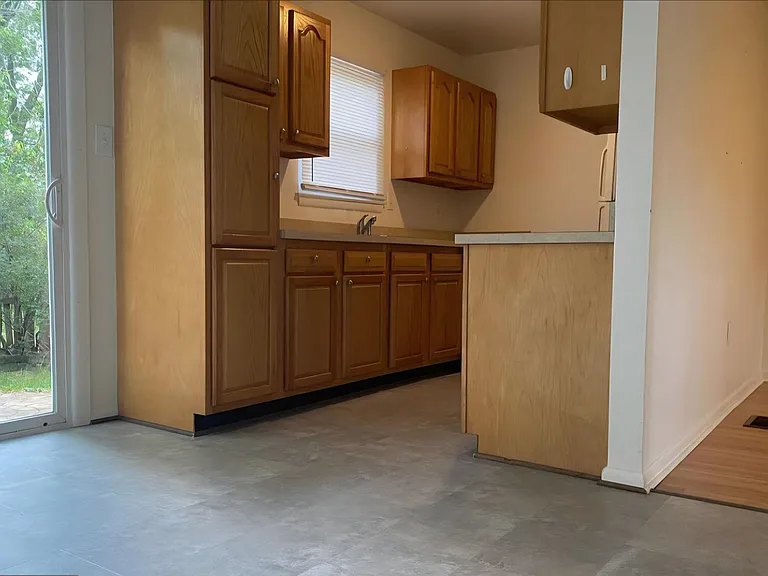 8514 Fortune Pl — Photo 8