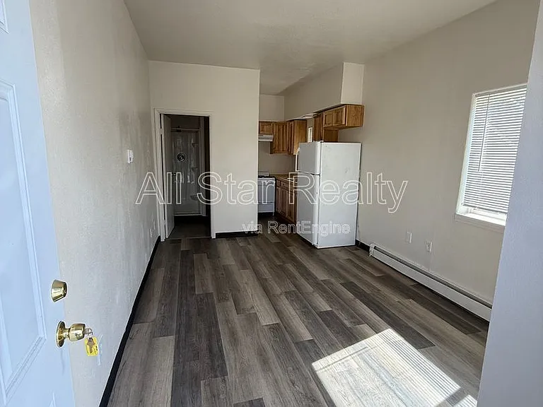 3901 Northwood Dr #8 — Photo 4