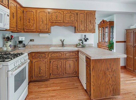 3rd image of 13749 W Carefree Dr