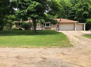 7760 Card Rd, Reading, MI 49274