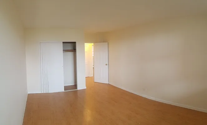 Rented by EZ Sell Realty | media 2