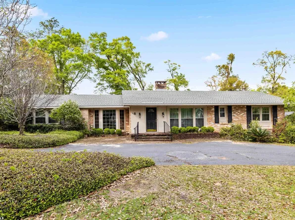 5 Dogwood Cir, Mobile, AL 36608