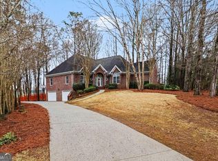 30 Couples Ct, Newnan, GA 30265