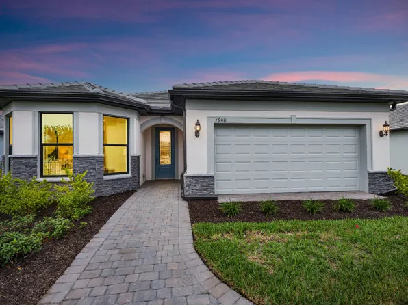 Mystique Plan, Arbor Oaks