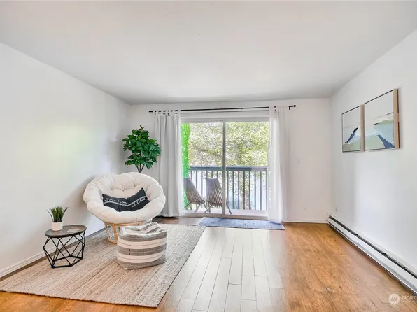 31003 14th Avenue S #D-21, Federal Way, WA 98003