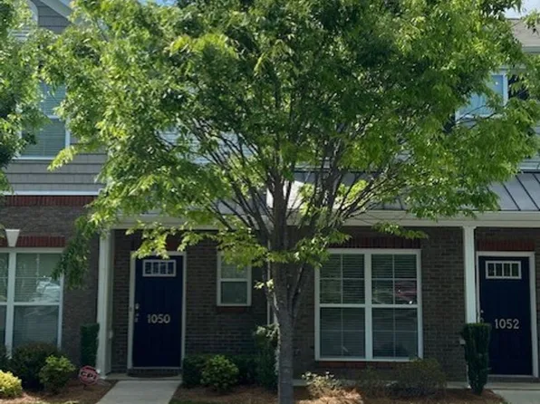 1050 Kelso Ln, Burlington, NC 27215