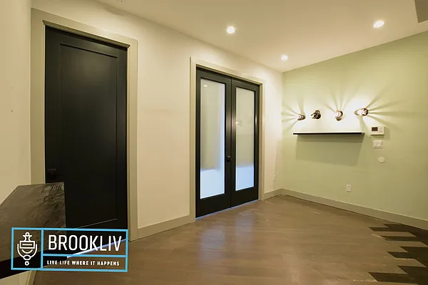 Rented by null | media 18