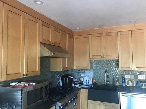 4th image of 117 Moffitt St