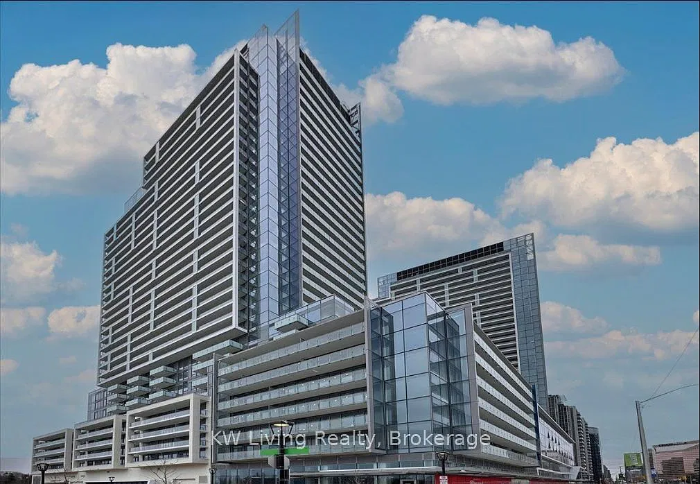 M2M Condo — Photo 1
