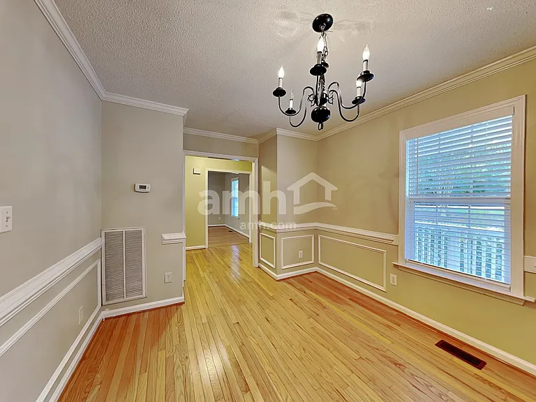 104 Trailing Oak Trl — Photo 6