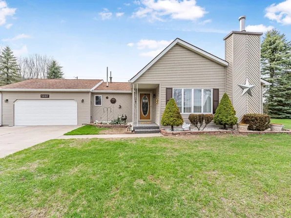 5887 E Rice Rd, Cedar, MI 49621