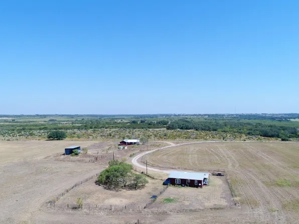 714 Fm 2805, Talpa, TX 76882