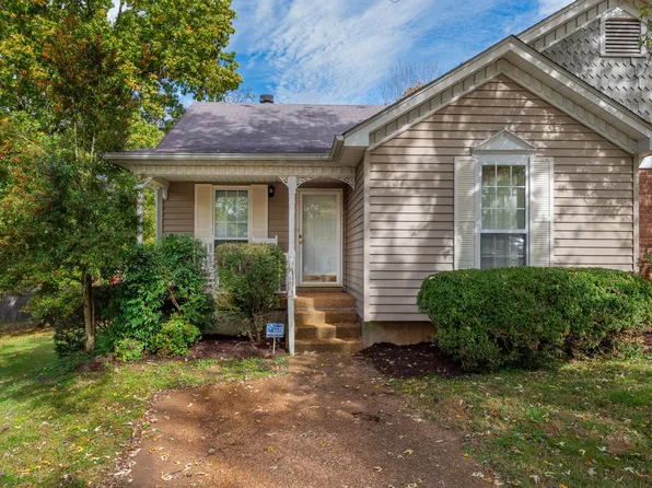 130 Champney Ct, Goodlettsville, TN 37072