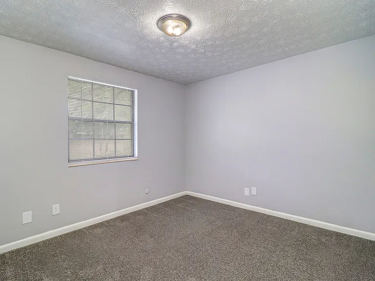 2x1 Guest Room