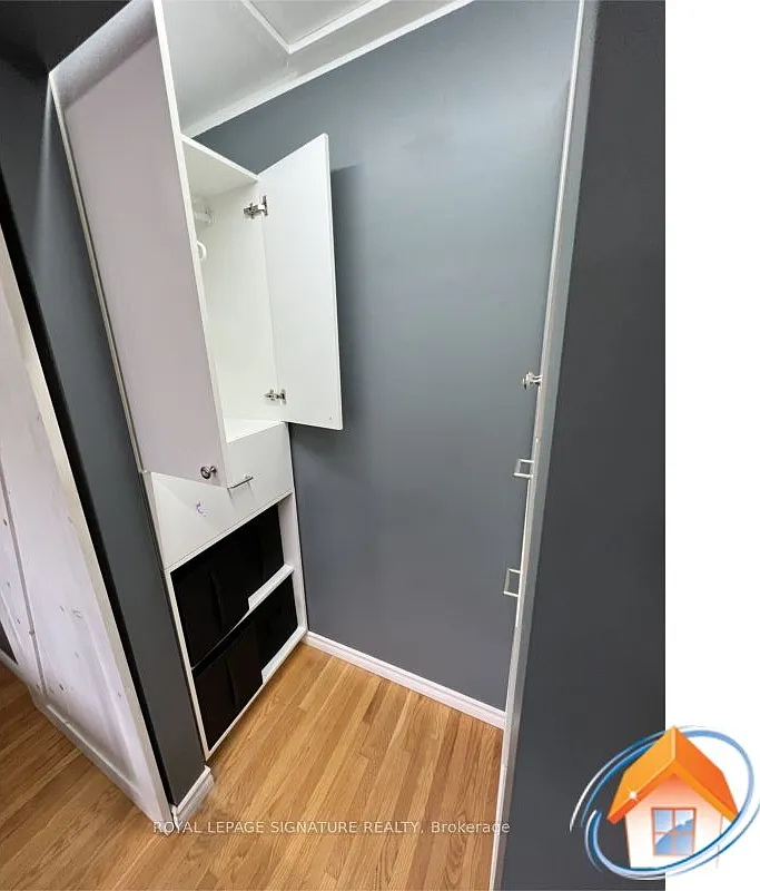 8 bed, $1,200 — Photo 2