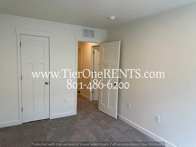 451 W 1025 S — Photo 11