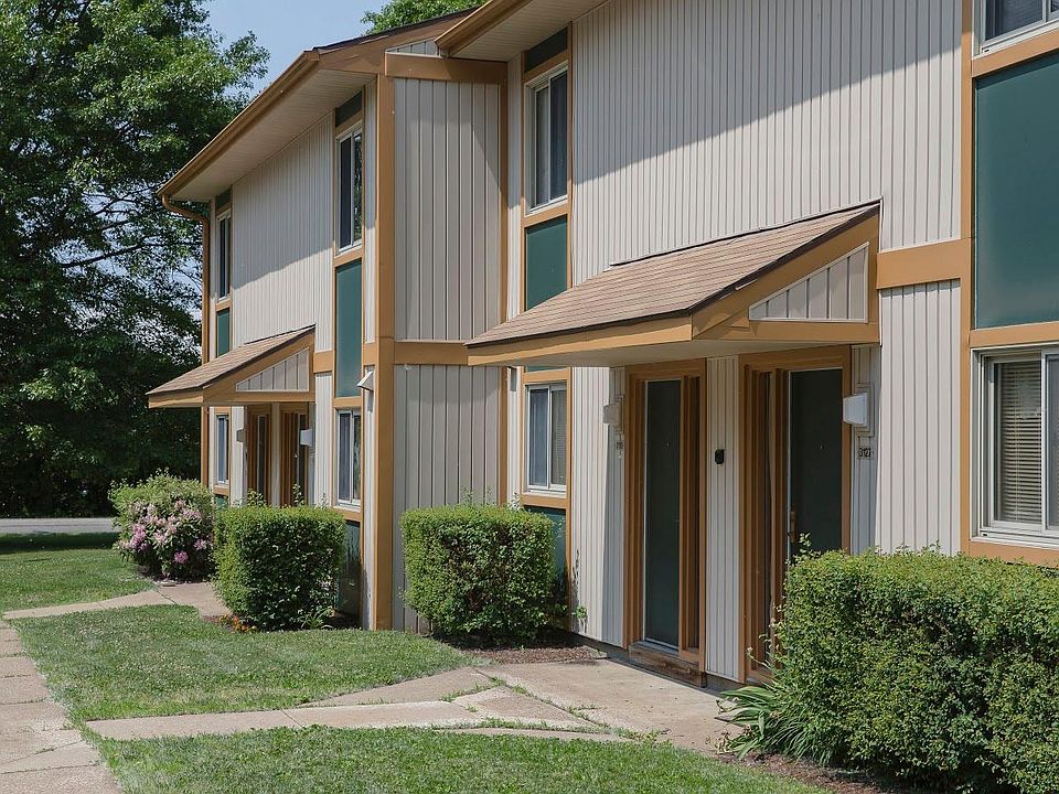 2nd image of 3194 Vineyard Ct